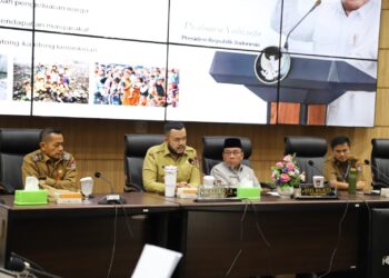 Rapat koordinasi TKPK Padang.[foto : ist]
