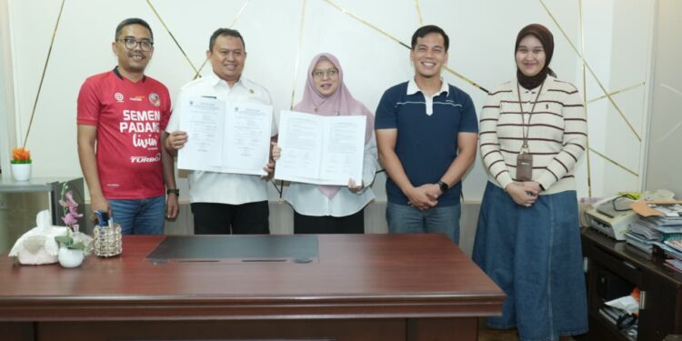 Sertijab Biro Adpim Sumbar.[foto : ist]