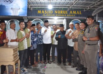 Walikota Padang Fadly Amran hadiri maulid nabi Muhammad Saw di bungkus teluk Kabung, Rabu (17/9)