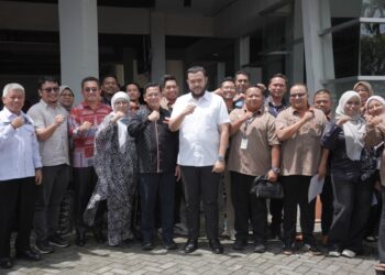 Walikota Padang Fadly Amran menjamu organisasi kepemudaan Malaysia, Rabu (24/9). (Foto: Ist)
