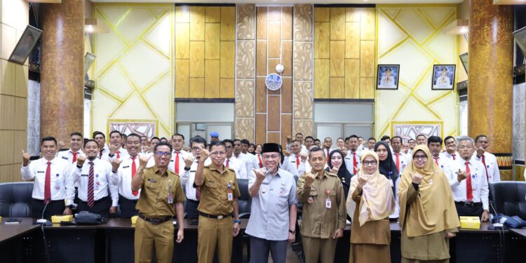 Wawako Padang Maigus Nasir terima kunjungan PKP PPSDM Regional Bukittinggi, Senin (29/9). (Foto: Ist)