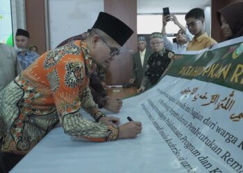 Hadiri Pelantikan Pengurus DDII Bukittinggi, Wawako Tekankan Peran Masjid sebagai Pusat Umat
