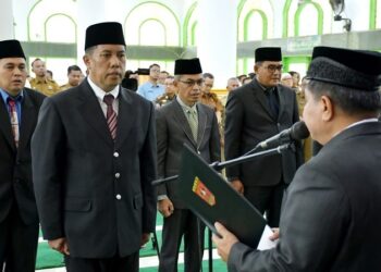 Bupati Agam Lantik Mhd Lutfi Jadi Sekda, Dorong Akselerasi Pembangunan Madani