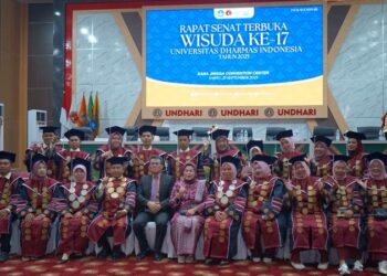 Undhari Kukuhkan 526 Wisudawan pada Wisuda ke-17
