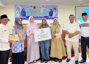 Bukittinggi Perkuat Gerakan GENTING, 27 Keluarga Terima Bantuan Nutrisi Cegah Stunting