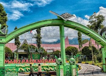 61 Alumni MAN PK/MAN 2 Padang Panjang Tembus Kampus Ternama di Timur Tengah
