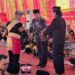 Pengukuhan Fauzi Bahar sebagai Penghulu Suku Koto.[foto : ist]
