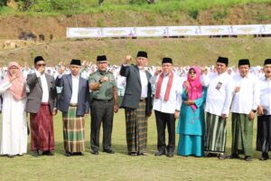 Wakil Wali Kota Padang Maigus Nasir  hadiri, apel peringatan Hari Santri Nasional Tahun 2025 yang digelar di Pondok Pesantren Perguruan Ar-Risalah, Kelurahan Balai Gadang, Kecamatan Koto Tangah, Rabu (22/10).(Foto:Ist)
