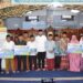 Wali Kota Padang Fadly Amran, saat menyerahkan dana operasional Triwulan III (Juni–September) bagi Ketua RT dan RW, Kader Posyandu, Kader PAUD, Imam Masjid, serta Guru TPQ/TQA dan MDTA se-Kecamatan Lubuk Begalung, di Masjid Darul Hikmah, Senin (27/10).(Foto:Ist)