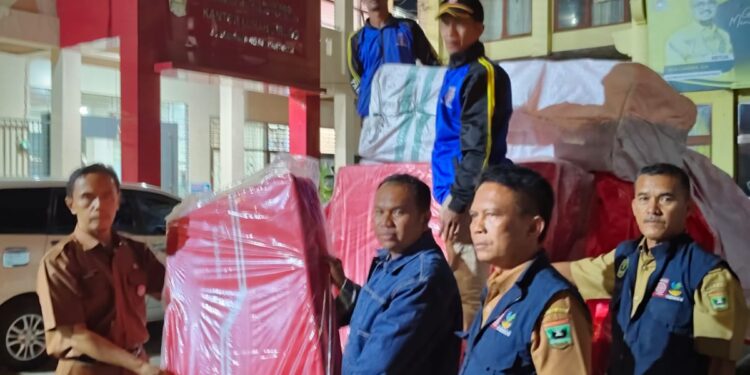 Dinsos Sumbar Antar Bantuan untuk Korban Kebakaran Birugo Kurang dari 12 Jam Sejak Kejadian