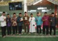 Wawako Maigus disela kegiatan Subuh Mubarakah dan penyerahan dana RT/RW, Kader Posyandu dan PAUD, Imam Masjid dan guru TPQ/TQA dan MDT, di Masjid Nurul Ikhlas, Jalan Pinangsori Nomor 10, Kelurahan Air Tawar Timur, Kecamatan Padang Utara, Jumat (31/10).(Foto:Ist)