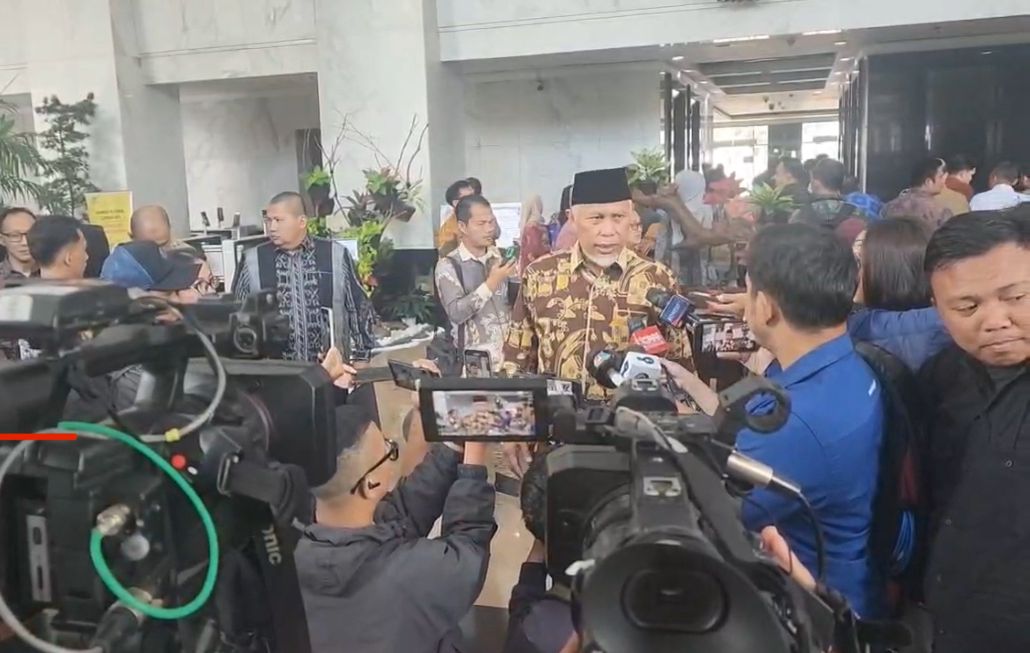 Mahyeldi saat wawancara dengan Media.[foto : ist]