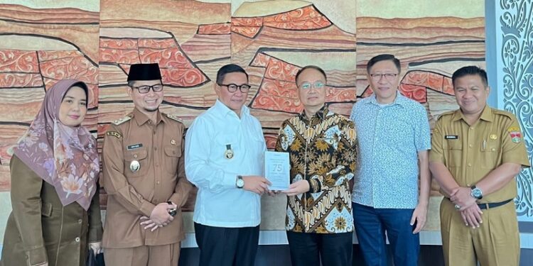 Wako Bukittinggi Terima Kunjungan Kepala Konjen Republik Rakyat Tiongkok Medan