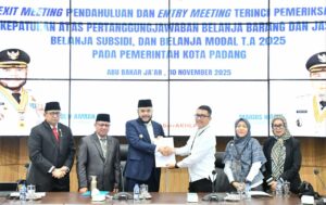 Pemerintah Kota (Pemko) Padang bersama Badan Pemeriksa Keuangan Republik Indonesia (BPK RI) Perwakilan Provinsi Sumatera Barat (Sumbar), menggelar Exit Meeting Pendahuluan dan Entry Meeting Pemeriksaan Terinci Kepatuhan atas Pertanggungjawaban Belanja Barang dan Jasa, Belanja Subsidi, serta Belanja Modal Tahun Anggaran 2025.(Foto:Ist)