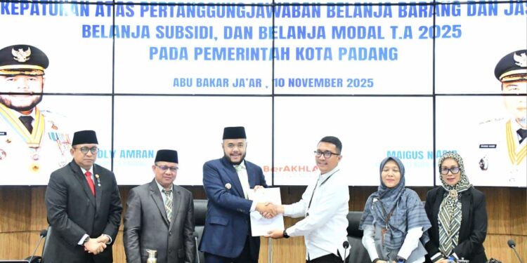 Pemerintah Kota (Pemko) Padang bersama Badan Pemeriksa Keuangan Republik Indonesia (BPK RI) Perwakilan Provinsi Sumatera Barat (Sumbar), menggelar Exit Meeting Pendahuluan dan Entry Meeting Pemeriksaan Terinci Kepatuhan atas Pertanggungjawaban Belanja Barang dan Jasa, Belanja Subsidi, serta Belanja Modal Tahun Anggaran 2025.(Foto:Ist)