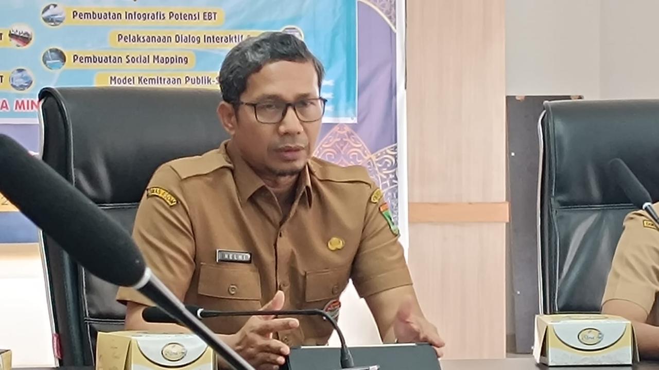 Kepala Dinas ESDM Sumbar, Helmi.[foto : ist]