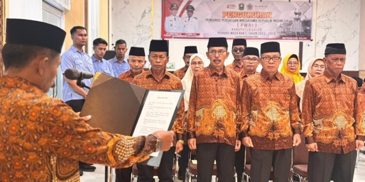 Pengurus PWRI Kabupaten Solok Masa Bakti 2023–2028 Resmi Dikukuhkan, Wabup Candra: PWRI Mitra Strategis Pemerintah