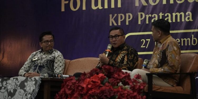 Bukittinggi Raih Tiga Penghargaan Perpajakan 2025 dari KPP Pratama, Kota dengan Kepatuhan Pajak Terbaik