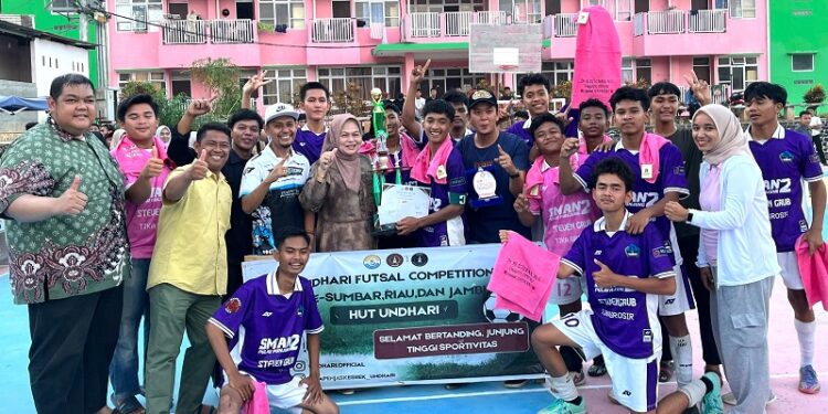 Taklukkan SMAN 1 Sungai Rumbai, SMAN 2 Pulau Punjung Raih Juara Undhari Futsal Competition 2025