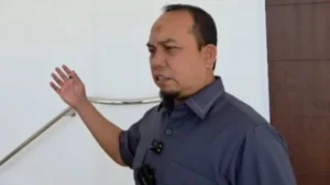 Ketua DPRD Kota Padang Muharlion menegaskan, telah berkoordinasi dengan Pemerintah Daerah (Pemda), terkait masa tanggap darurat bencana banjir dan longsor di Kota Padang. Sabtu (13/12)