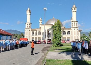 Pemkab Solok Gelar Apel Penanganan Pascabencana, Wabup Candra Pimpin Aksi Goro Massal di Titik-Titik Terdampak