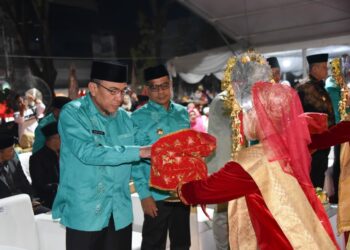 Wakil Wali Kota Padang Maigus Nasir hadiri, pembukaan lomba Musabaqah Tilawatil Qur’an (MTQ) Nasional ke-41 Tingkat Provinsi Sumatera Barat (Sumbar), yang digelar di Lapangan Kantin Wirabraja Kota Bukittinggi, Sabtu malam (13/12).(Foto:Ist)