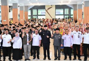 Pemerintah Kota Padang menyelenggarakan pelantikan Kepala Sekolah, Pejabat Administrator, Pengawas dan Fungsional, Rabu (31/12), di Gedung Bagindo Azis Chan Youth Center. (Foto:Ist)