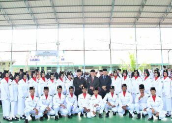 Wakil Wali Kota Padang Maigus Nasir, bertindak sebagai Inspektur Upacara (Irup) Hari Amal Bhakti (HAB) ke-80 tahun Kementerian Agama Republik Indonesia (Kemenag RI) tingkat Kota Padang yang berlangsung di Aula MAN 2 Padang, Sabtu (3/1).(Foto:Ist)