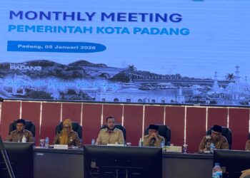 Wali Kota Padang Fadly Amran akan menegaskan zonasi rawan bencana di Kota Padang. Hal ini disampaikan pada Rapat Bulanan Pemko Padang, Senin (5/1).(Foto: Ist)