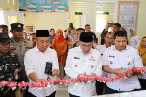 Wakil Wali Kota Padang Maigus Nasir,  hadiri kegiatan reses anggota DPRD Kota Padang Faisal Nasir, yang dilaksanakan di Kelurahan Air Tawar Timur (ATT), Kecamatan Padang Utara, Rabu (7/1).(Foto:Ist)