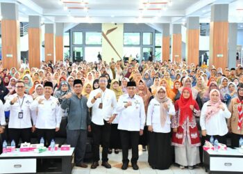 Wakil Wali Kota Padang Maigus Nasir, mengajak seluruh kepala Sekolah Dasar (SD) dan Sekolah Menengah Pertama (SMP) sederajat, baik negeri maupun swasta, untuk 'all out' mendukung penuh pelaksanaan Program Smart Surau di Kota Padang.(Foto:Ist)