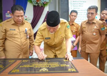 Mahyeldi Resmikan BLUD Tiga UPTD Peternakan, Dorong Layanan Modern dan Mandiri