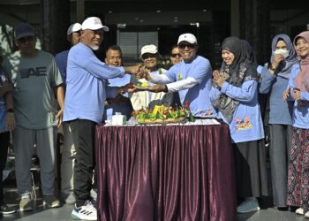 Peringatan HGN, Mahyeldi Tekankan Gizi Seimbang sebagai Fondasi Generasi Emas 2045