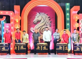 Walikota Padang Resmikan Bazar HBT-WHBT Pusat Padang