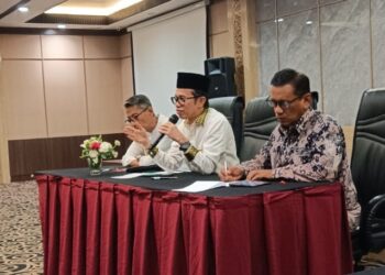 Diskusi Bersama Alumni Pengelola Media, Rektor Unand Serap Masukan untuk Kemajuan Kampus