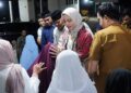 Bupati Annisa Berbagi Bersama 100 Anak Yatim di Timpeh