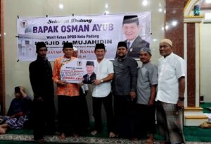 Wakil Ketua DPRD Kota Padang Osman Ayub laksanakan agenda Safari Ramadhan 1447 H/2026 M dii Masjid Al Mujahidin, Jl Jembatan Berok Lama III, Kurao Pagang, Kec. Nanggalo, Kota Padang, Sumatera Barat,pada Sabtu (28/2/2026).