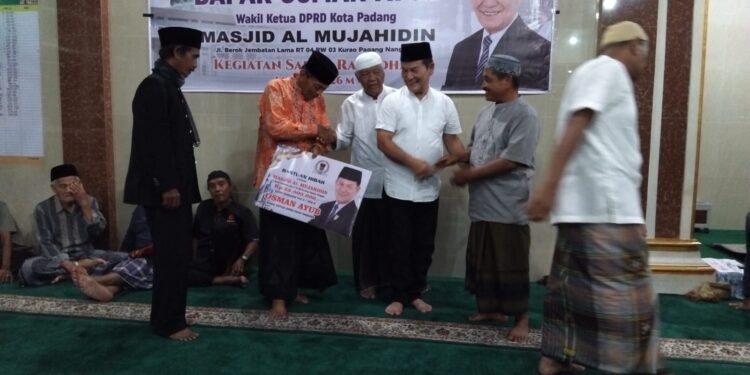 Warga sangat senang dengan adanya safari Ramadhan DPRD Kota Padang bisa memfasilitasi pembangunan mesjid