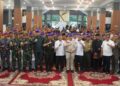 Wali Kota Padang Fadly Amran menghadiri pelantikan Komandan Resimen Mahasiswa (Menwa) Pagaruyuang Sumatera Barat yang digelar di Bagindo Aziz Chan Youth Center, Rabu (11/3/2026).(Foto:Ist)