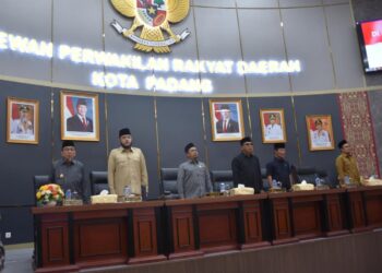 Walikota Padang Fadli Amran Apresiasi DPRD Kota Padang yang telah menyetujui LKPJ Walikota Tahun 2025