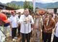 Wali Kota Padang Fadly Amran menghadiri peletakan batu pertama hunian tetap (Huntap) mandiri bersama Sekretaris Utama (Sestama) BNPB Rustian di Kelurahan Kuranji, Kecamatan Kuranji, Selasa (7/4/2026).