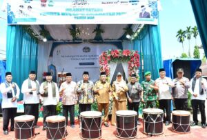 Wakil Wali Kota Padang Maigus Nasir, secara resmi membuka Musabaqah Tilawatil Quran (MTQ) ke-42 tingkat Kecamatan Pauh yang dipusatkan di pelataran Masjid Istiqlal Binuang, Kelurahan Binuang Kampung Dalam, Selasa (14/4/2026)