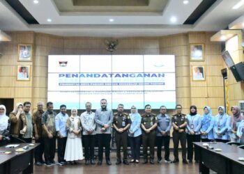 Pemerintah Kota (Pemko) Padang memperkuat sinergi di bidang hukum dengan menjalin kerja sama strategis bersama Kejaksaan Negeri (Kejari) Padang, melalui Penandatanganan Memorandum of Understanding (MoU) di bidang Perdata dan Tata Usaha Negara (Datun).