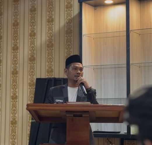 Ketua Mabincab PMII Kota Padang, Wendriadi saat membrikan sambutan pada pembukaan Konfercab. Sabtu, (25/4) [foto : sci/yrp]