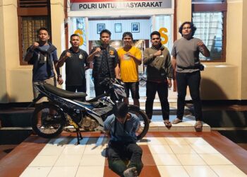 Polres Dharmasraya Tangkap Pelaku Penggelapan Sepeda Motor