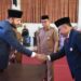 Wali Kota Padang Fadly Amran, melantik Raju Minropa sebagai Sekretaris Daerah (Sekda) Kota Padang. Pelantikan dan pengambilan sumpah jabatan berlangsung di Aula Bagindo Aziz Chan, Balai Kota Padang Aie Pacah, Senin (4/5/2026).