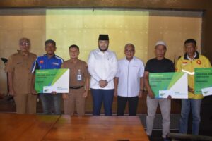 Wali Kota Padang Fadly Amran menggelar pertemuan dengan pimpinan perusahaan di Kota Padang, membahas Corporate Social Responsibility (CSR), di Kinol Bistro Padang, Senin (4/5/2026). 
