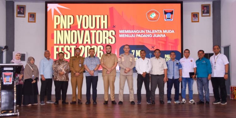 Wali Kota Padang Fadly Amran secara resmi membuka kegiatan Politeknik Negeri Padang (PNP) Youth Innovators Fest 2026 yang berlangsung pada 5–7 Mei 2026, di Gedung Bagindo Aziz Chan Youth Center, Selasa (5/5/2026).