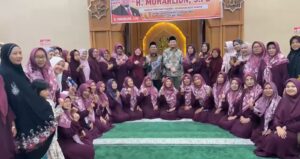 Ketua DPRD Kota Padang Muharlion,  komitmen menyerap langsung kebutuhan masyarakat melalui kegiatan Reses Masa Sidang III Tahun 2026 yang digelar di Masjid Jihad, Komplek Jihad Persada RW 010, Sabtu (2/5/2026).