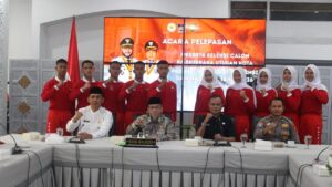 Sebanyak 10 pelajar terbaik Kota Padang,  resmi dikirim untuk memperebutkan tempat sebagai Pasukan Pengibar Bendera Pusaka (Paskibraka) tingkat Provinsi Sumatera Barat dan Nasional tahun 2026. Keberangkatan para utusan ini, dilepas secara resmi oleh Wakil Wali Kota Padang Maigus Nasir, di Rumah Dinas Wali Kota, Jumat (8/5/2026).